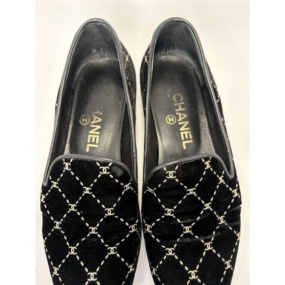Chanel Black Velvet Loafers w/ Silver Metal CC Logo Accents 2017 EU Sz 36 6 - Picture 7 of 14